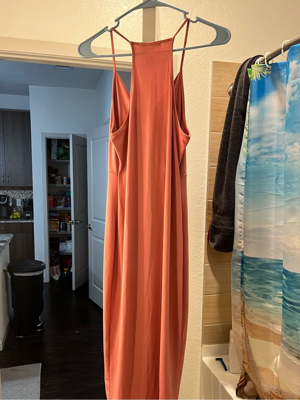 Dress - Picture 6 of 6